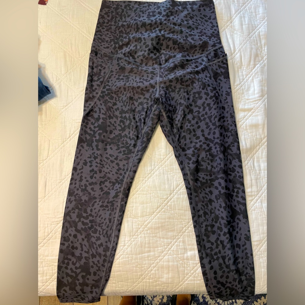 Old Navy Powersoft Maternity leggings